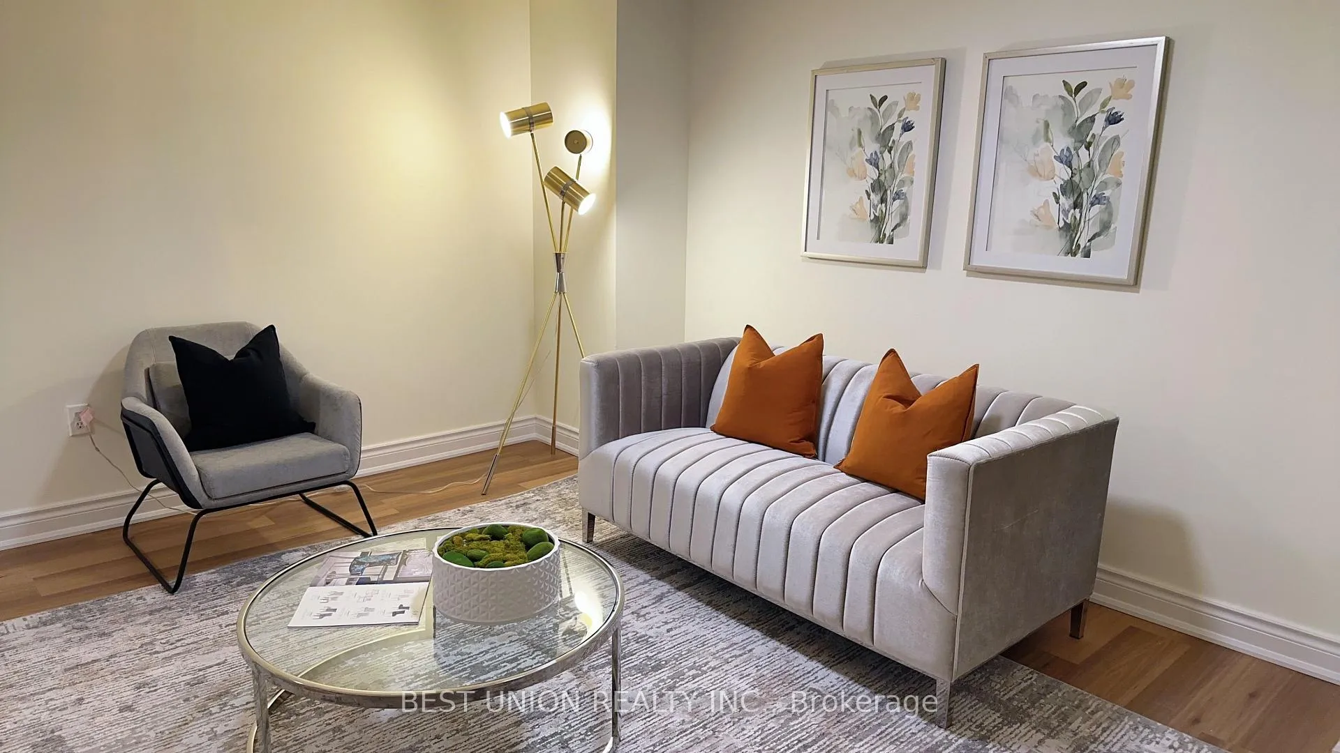 Photo 19 of 320 Country Glen Road, Markham, Cornell — HOMEH
