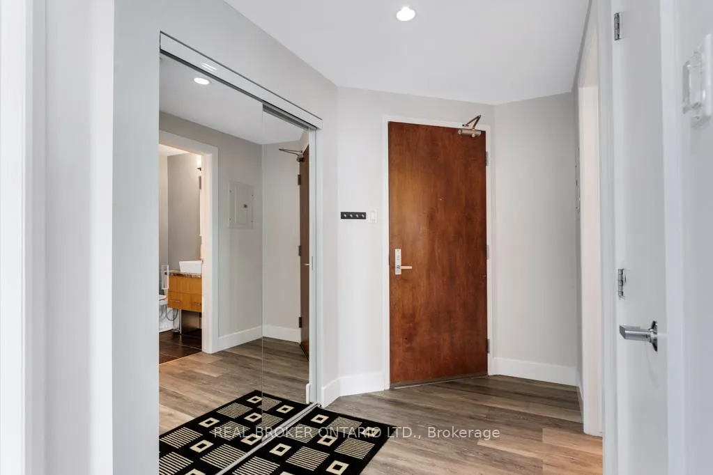 Photo 2 of Unit 2208, 200 Rideau Street, Ottawa, Sandy Hill — HOMEH