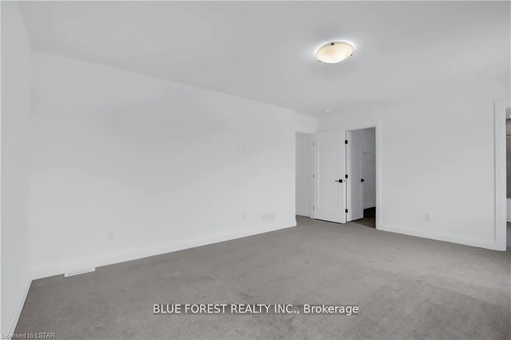 Photo 25 of 29 Poole Crescent, Middlesex Centre, Komoka — HOMEH