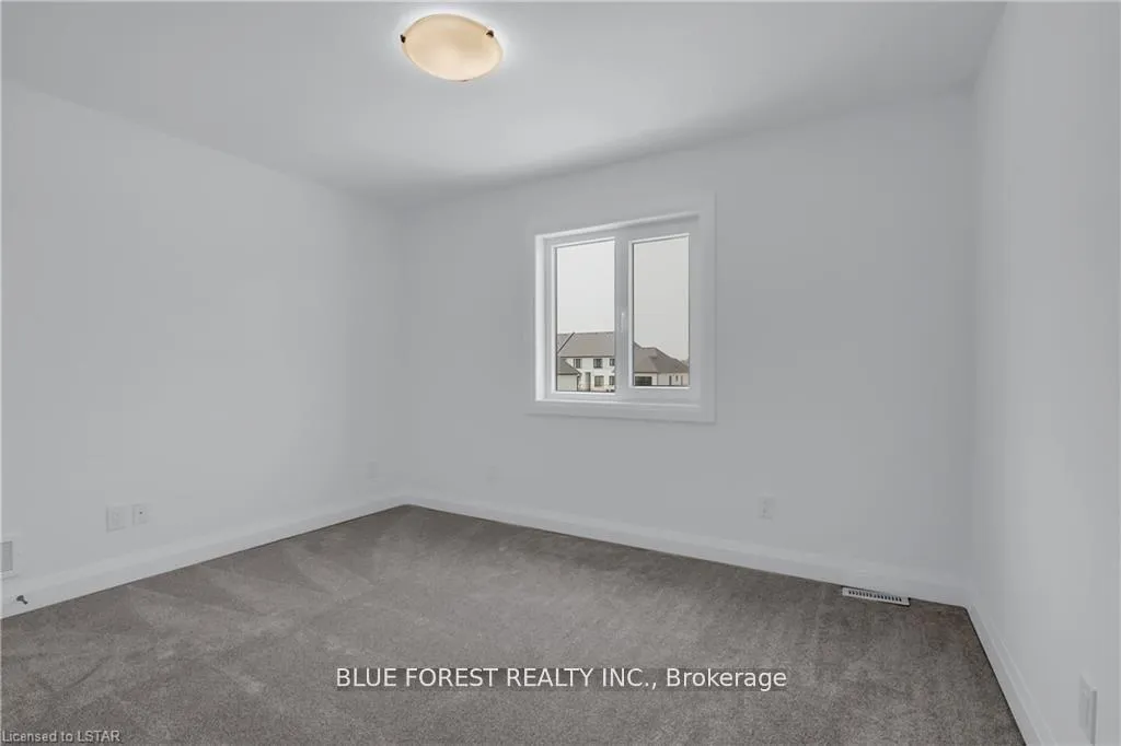 Photo 32 of 29 Poole Crescent, Middlesex Centre, Komoka — HOMEH