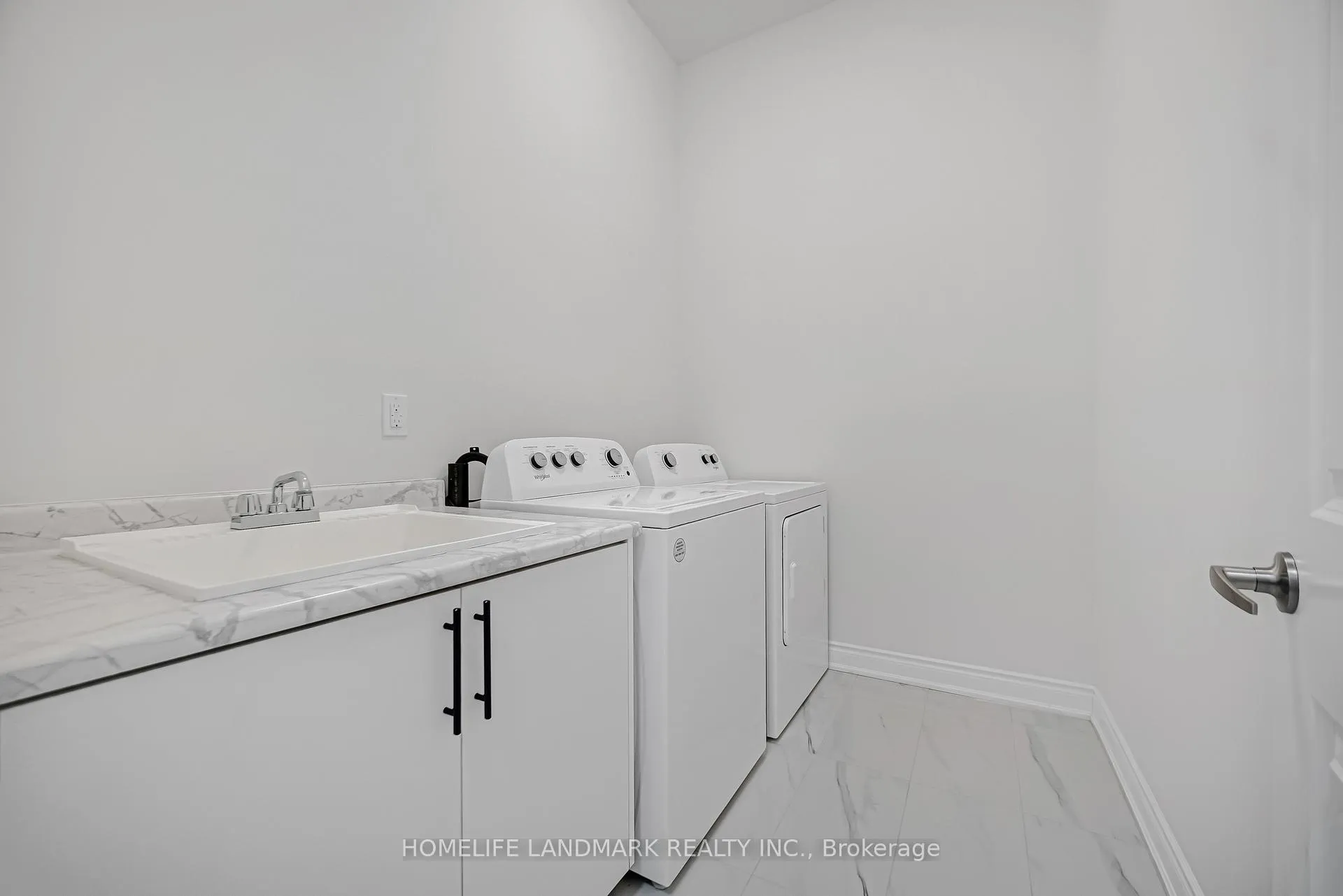 Photo 23 of 3404 Mosley Gate, Oakville, Glenorchy — HOMEH