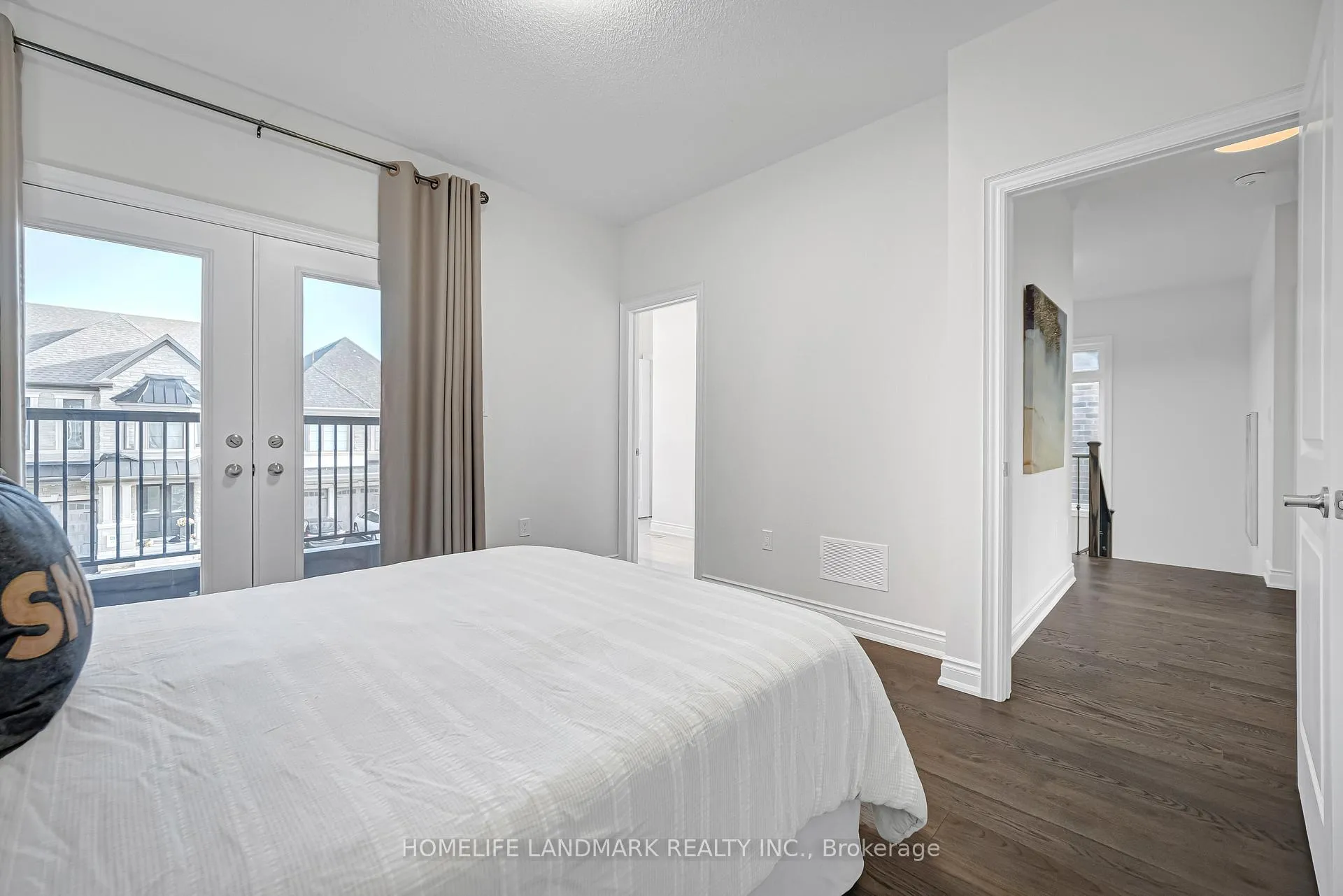 Photo 33 of 3404 Mosley Gate, Oakville, Glenorchy — HOMEH
