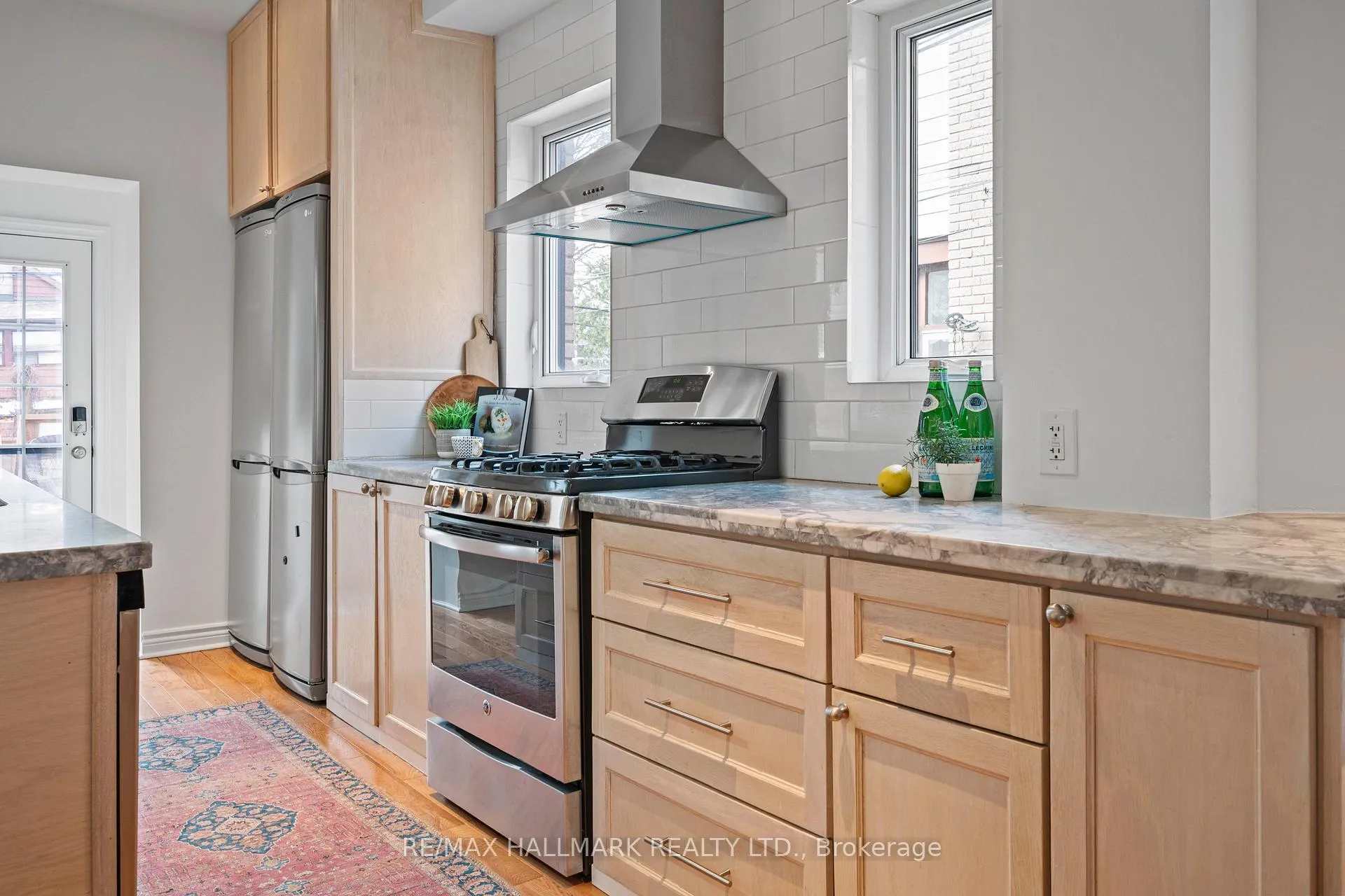 Photo 12 of 17 Mountnoel Avenue, Toronto, Greenwood-Coxwell — HOMEH
