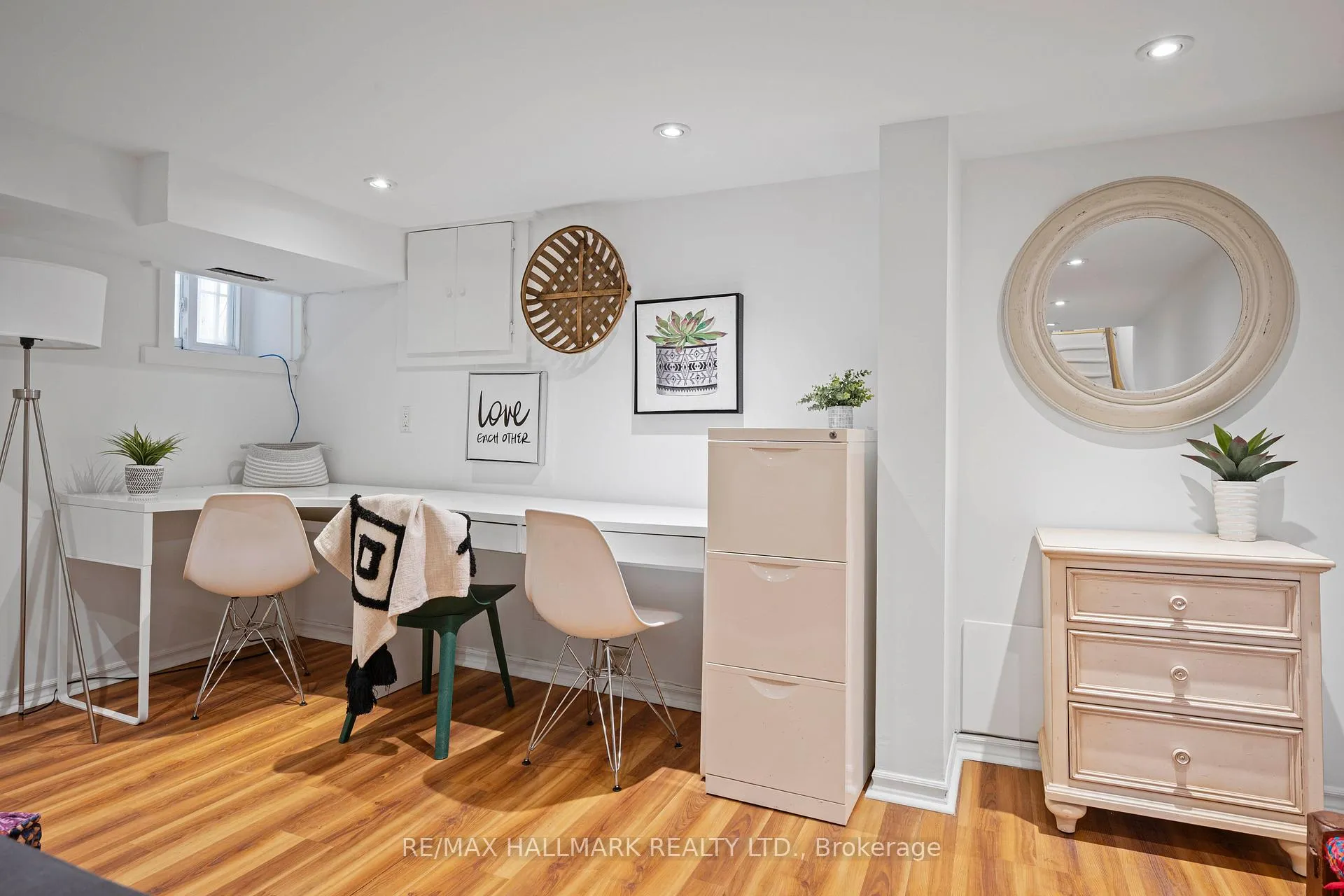 Photo 38 of 17 Mountnoel Avenue, Toronto, Greenwood-Coxwell — HOMEH