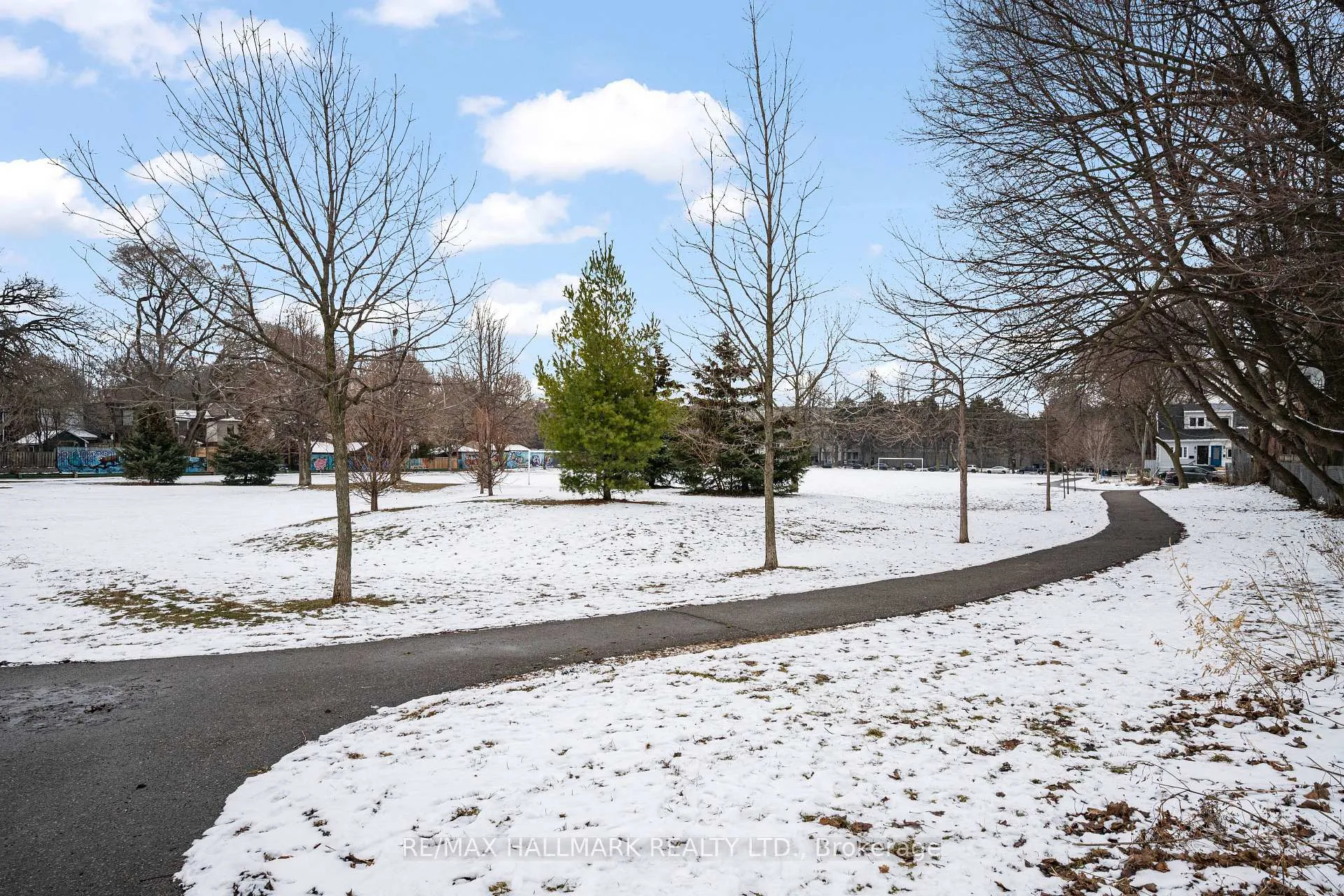 Photo 41 of 17 Mountnoel Avenue, Toronto, Greenwood-Coxwell — HOMEH