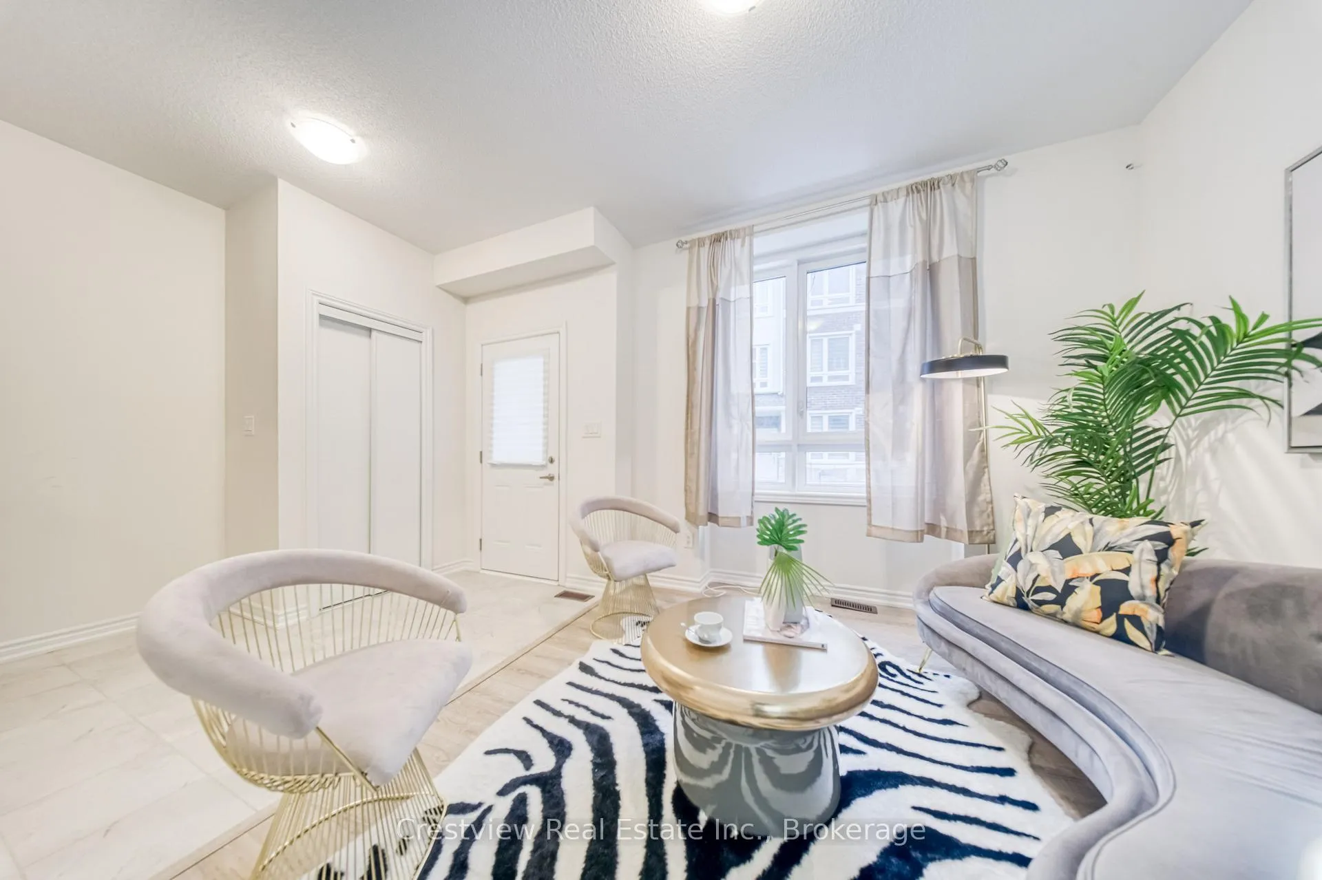 Photo 4 of 81 Massachusetts Lane, Markham, Wismer — HOMEH