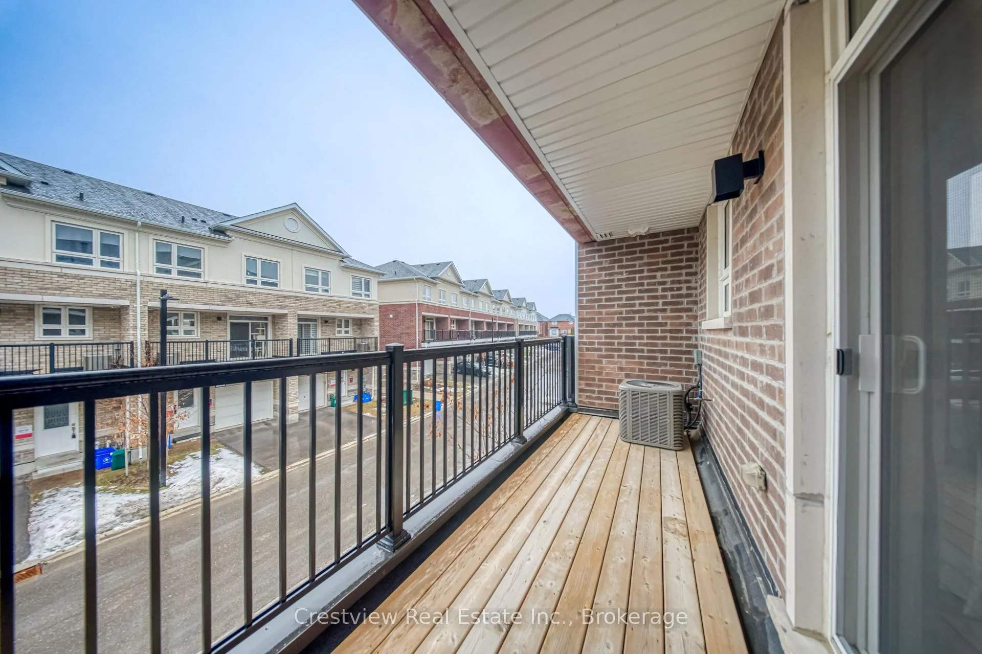 Photo 10 of 81 Massachusetts Lane, Markham, Wismer — HOMEH