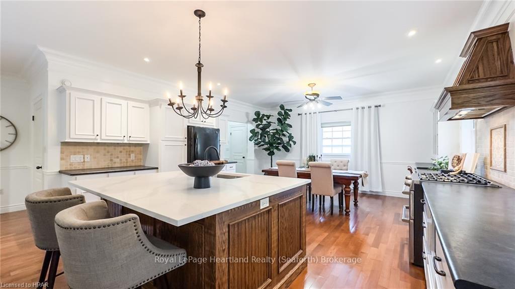 Photo 13 of 81 William Street, Huron East, Egmondville — HOMEH