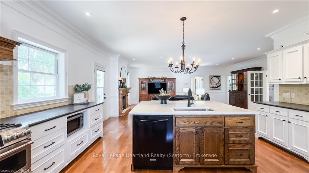 Photo 18 of 81 William Street, Huron East, Egmondville — HOMEH