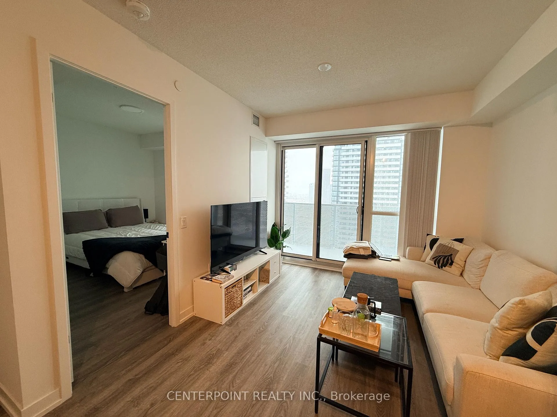 Photo 4 of Unit 3901, 195 Commerce Street, Vaughan, Vaughan Corporate Centre — HOMEH