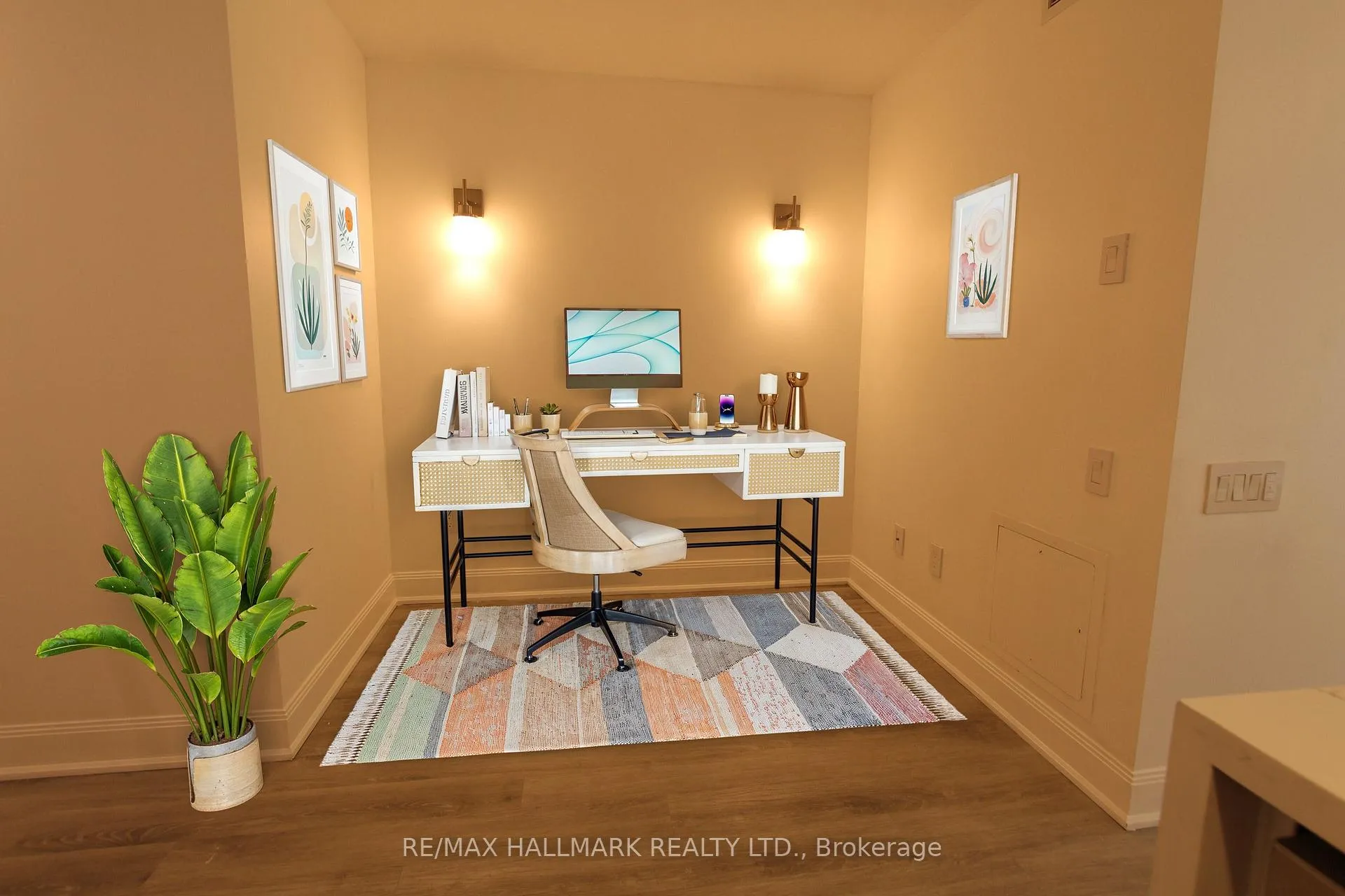 Photo 9 of Unit 2803, 2181 Yonge Street, Toronto, Mount Pleasant West — HOMEH