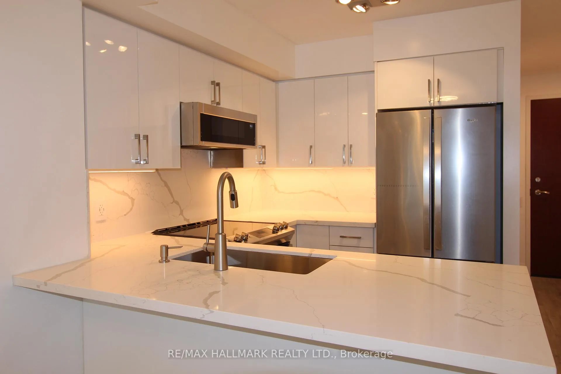 Photo 12 of Unit 2803, 2181 Yonge Street, Toronto, Mount Pleasant West — HOMEH