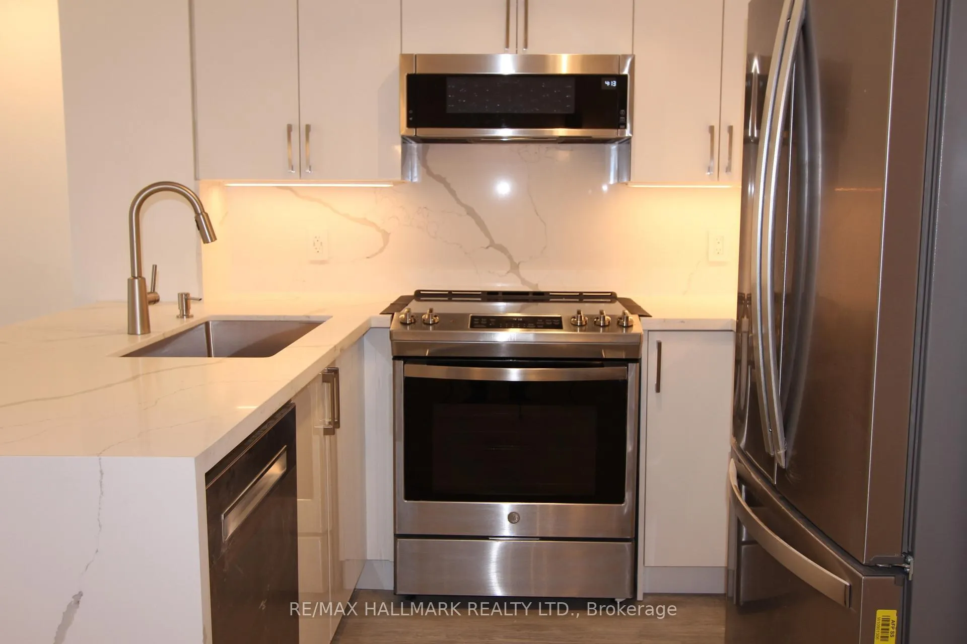 Photo 13 of Unit 2803, 2181 Yonge Street, Toronto, Mount Pleasant West — HOMEH