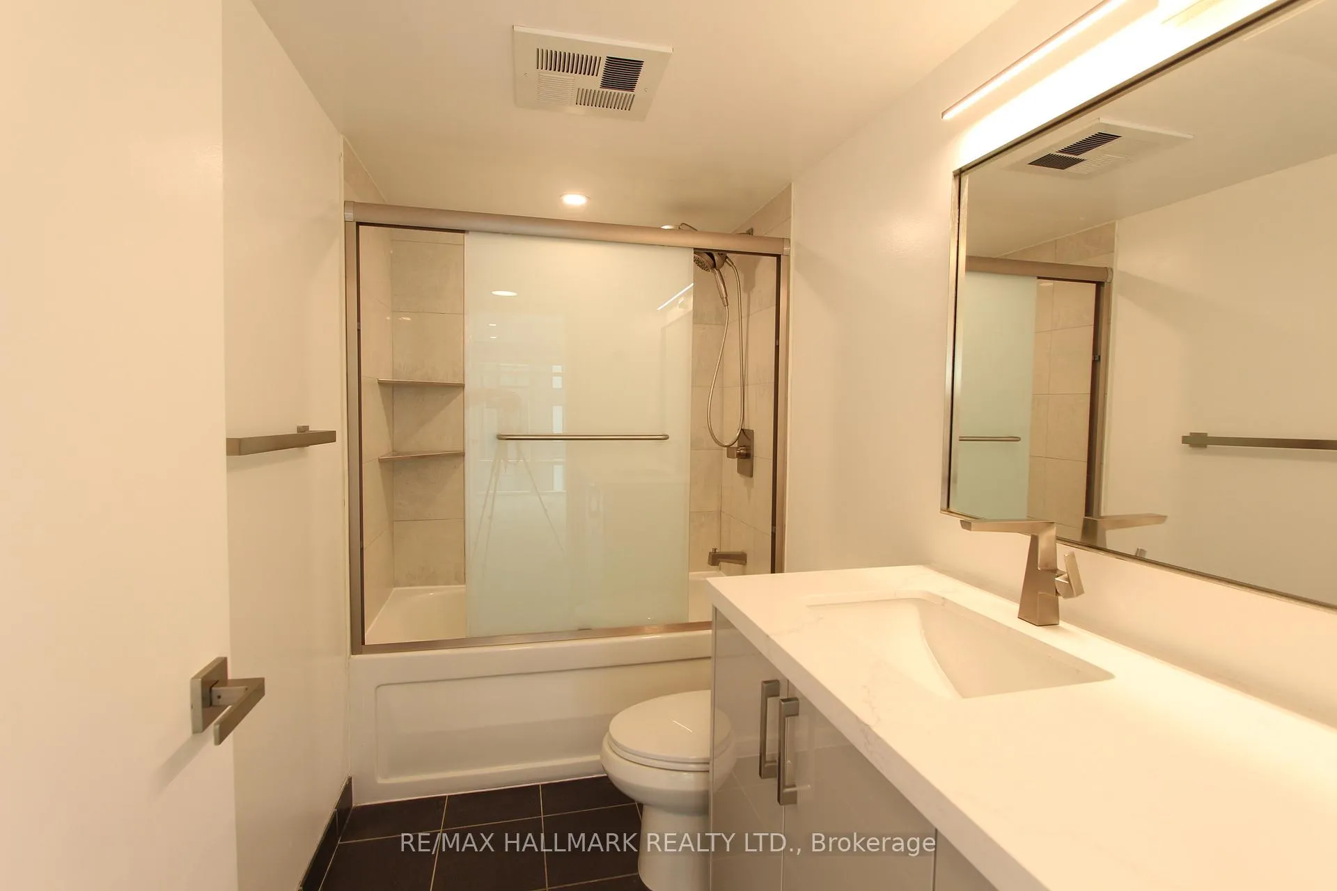 Photo 14 of Unit 2803, 2181 Yonge Street, Toronto, Mount Pleasant West — HOMEH