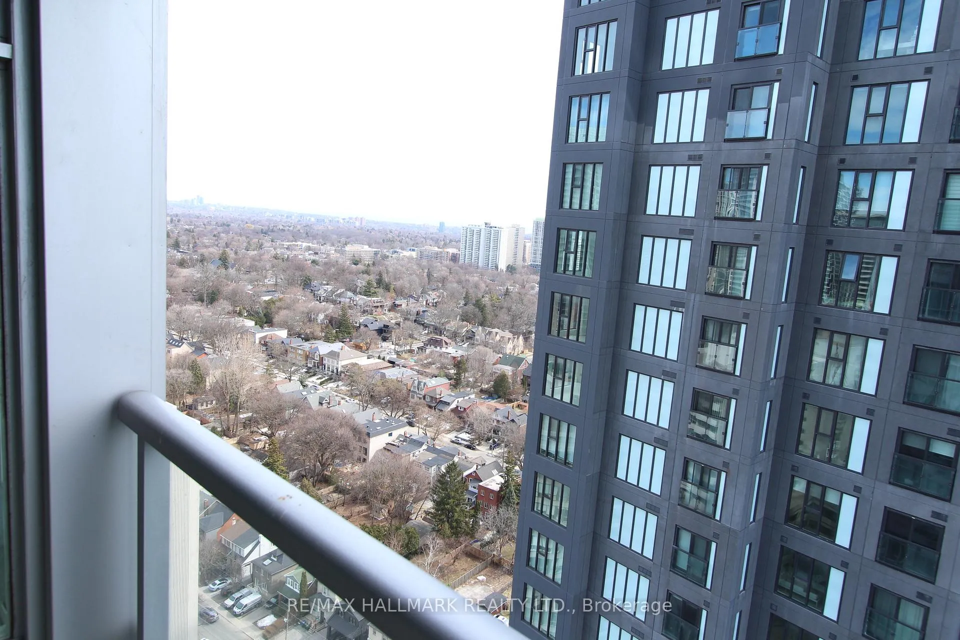 Photo 17 of Unit 2803, 2181 Yonge Street, Toronto, Mount Pleasant West — HOMEH