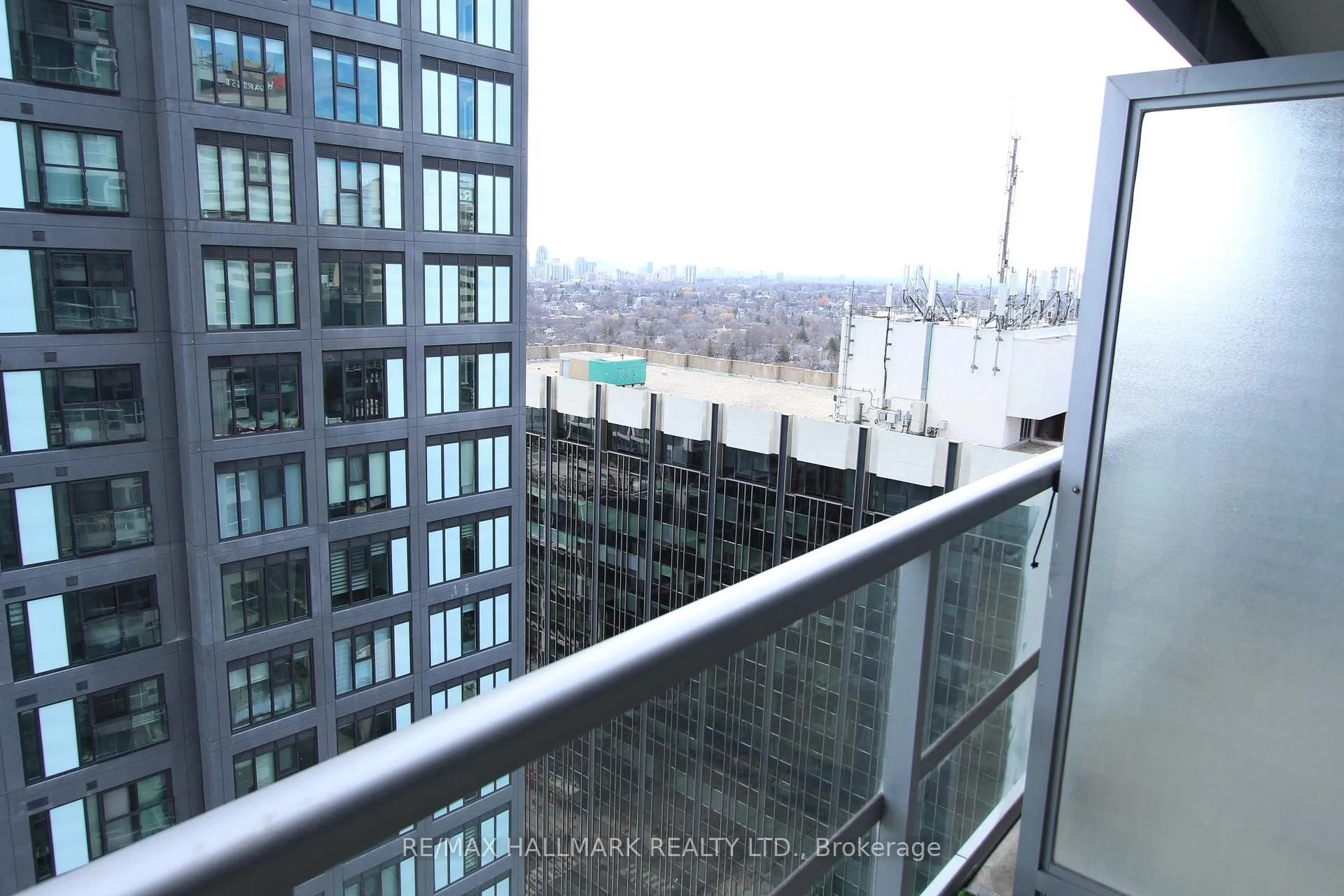 Photo 18 of Unit 2803, 2181 Yonge Street, Toronto, Mount Pleasant West — HOMEH