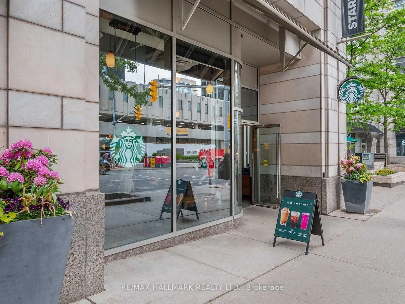 Photo 40 of Unit 2803, 2181 Yonge Street, Toronto, Mount Pleasant West — HOMEH