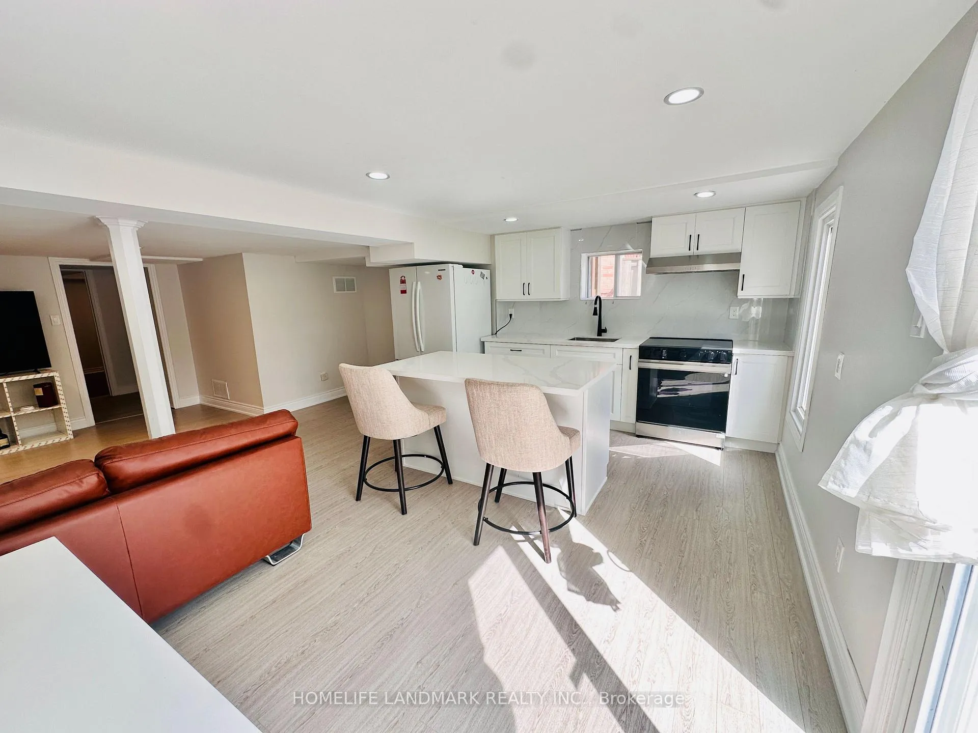 Photo 4 of Unit Lower, 7 Captain Francis Drive, Markham, Buttonville — HOMEH