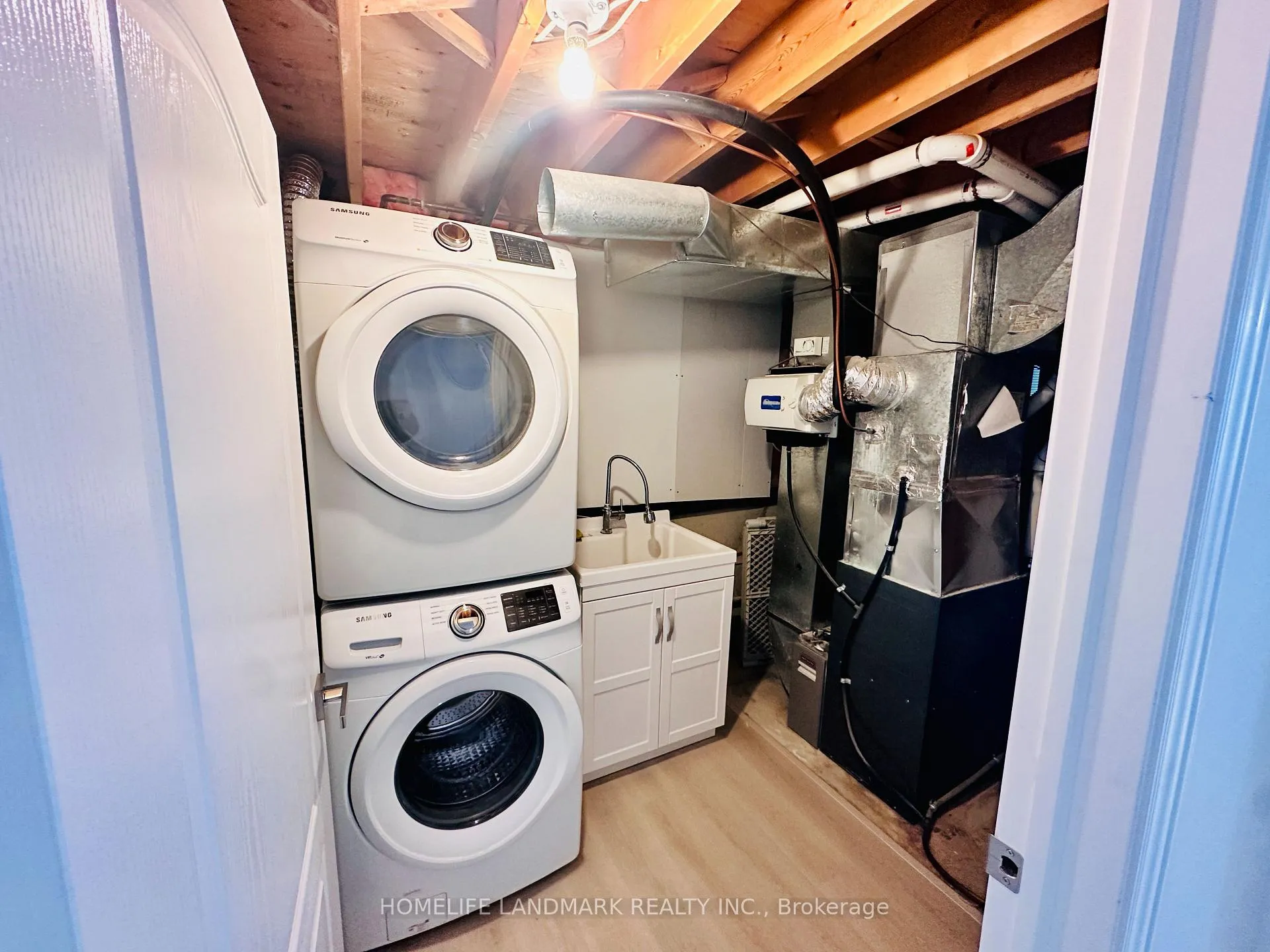 Photo 8 of Unit Lower, 7 Captain Francis Drive, Markham, Buttonville — HOMEH