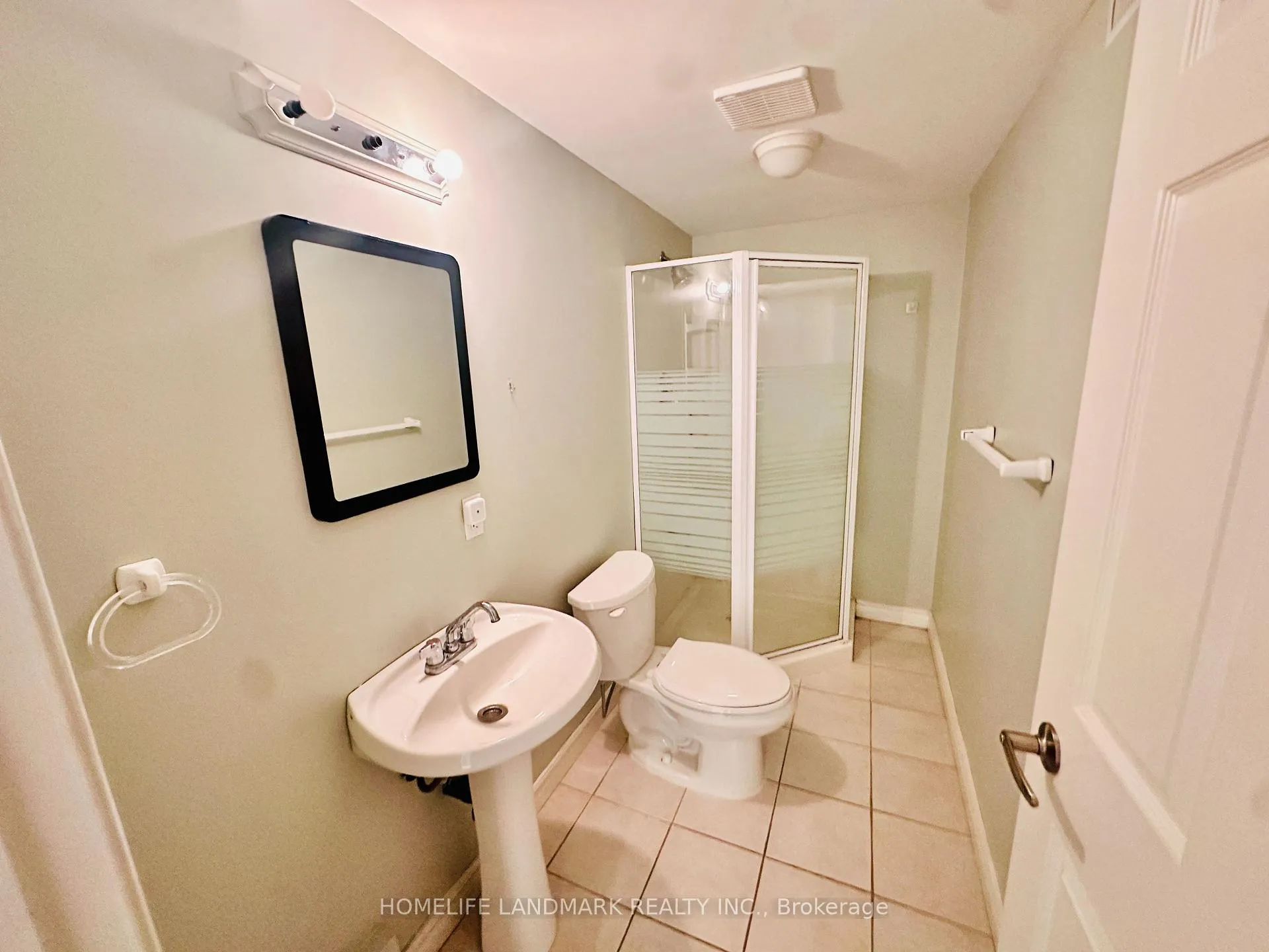 Photo 11 of Unit Lower, 7 Captain Francis Drive, Markham, Buttonville — HOMEH