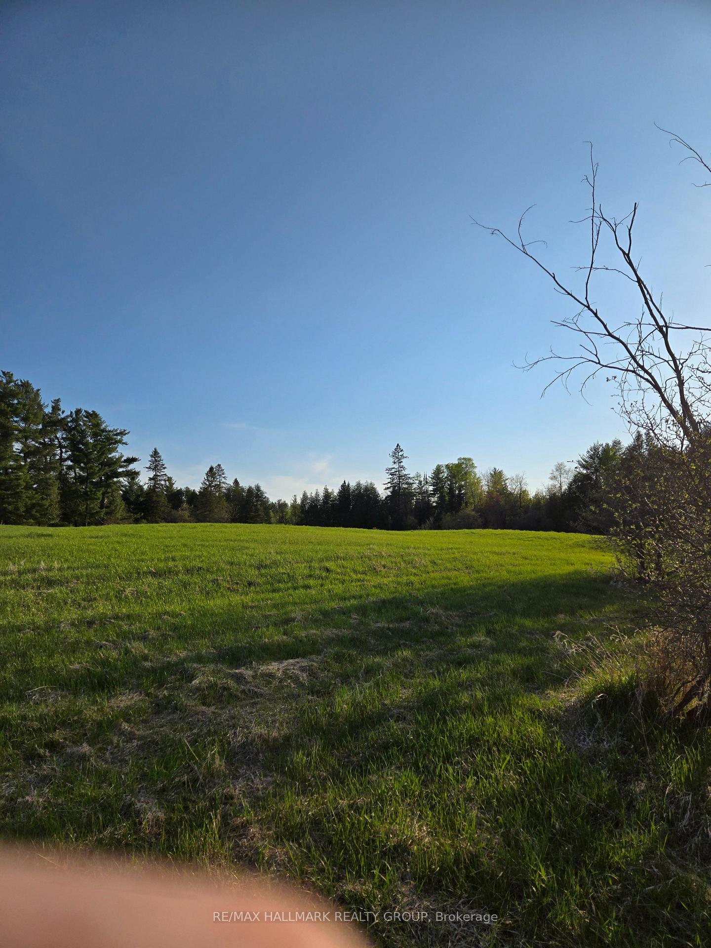 Photo 11 of 00 Robertson Line E, McNab/Braeside, Mcnab/Braeside Twps — HOMEH