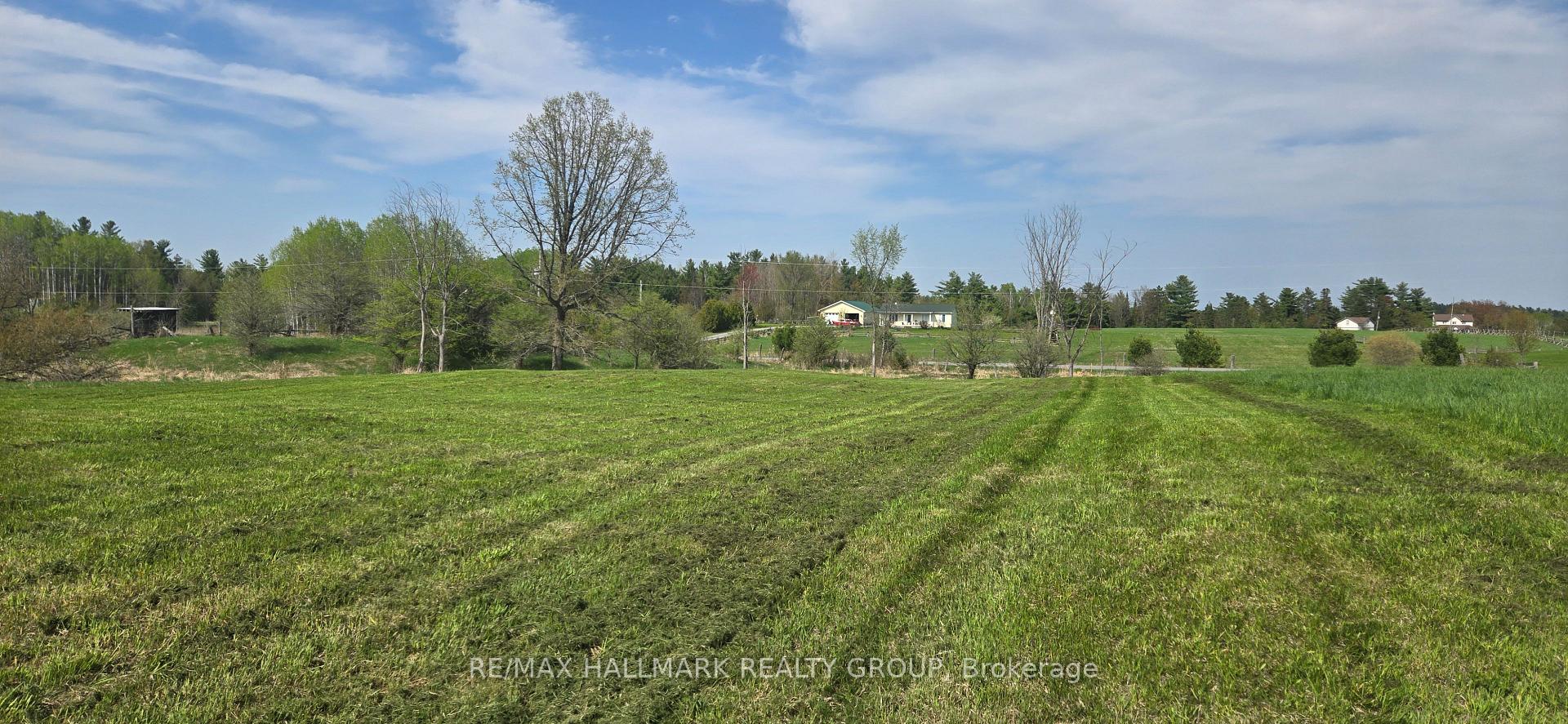 Photo 12 of 00 Robertson Line E, McNab/Braeside, Mcnab/Braeside Twps — HOMEH