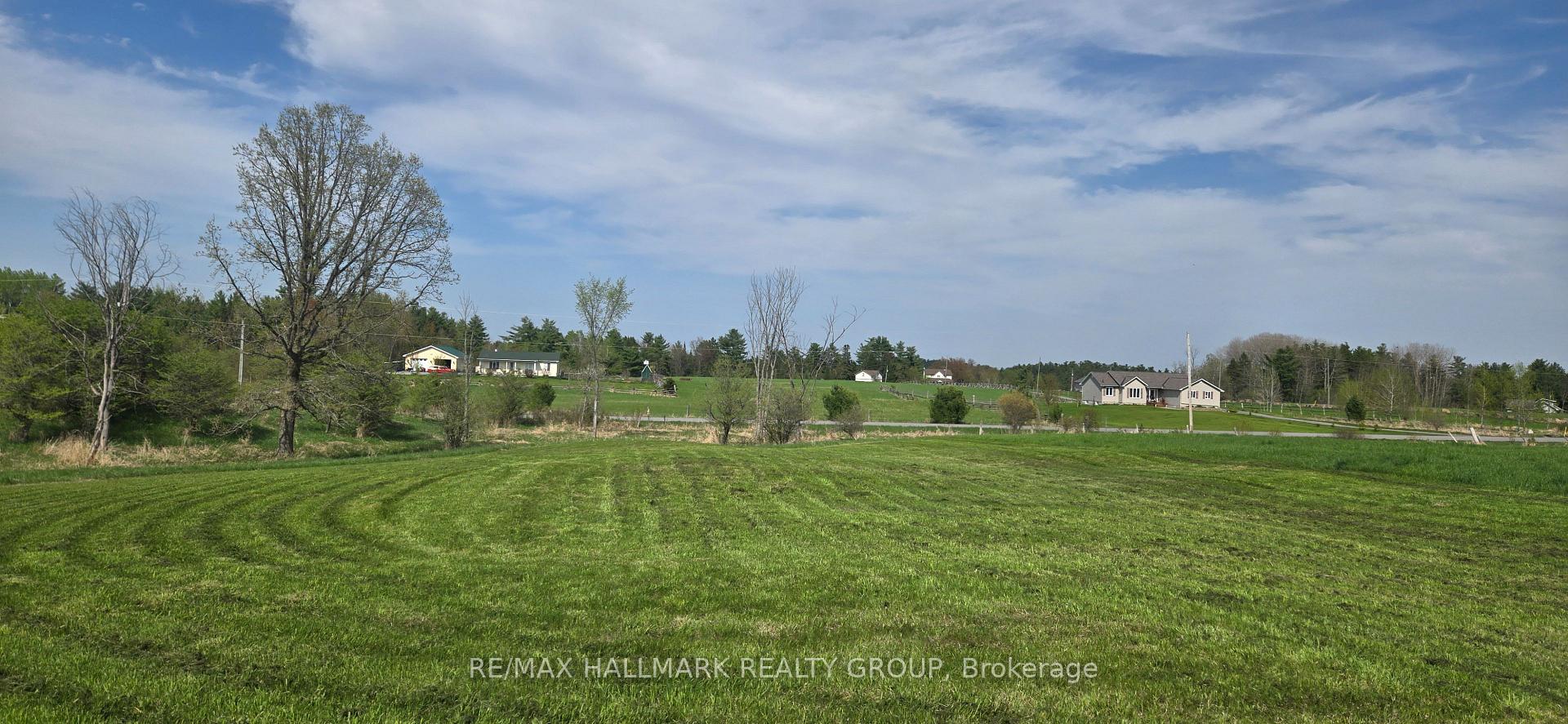 Photo 16 of 00 Robertson Line E, McNab/Braeside, Mcnab/Braeside Twps — HOMEH