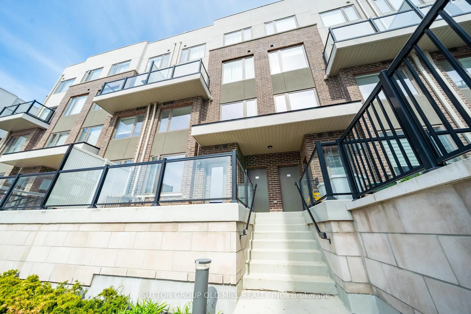 Photo 2 of Unit 319, 1460 Whites Road, Pickering, Woodlands — HOMEH