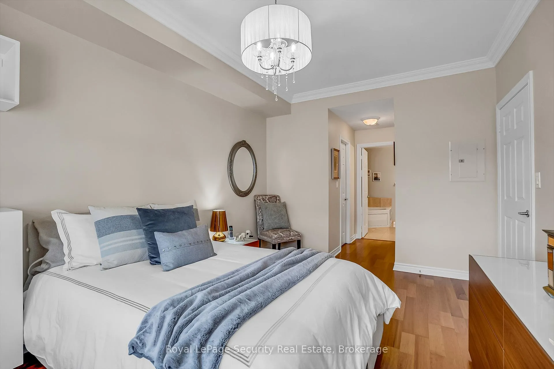 Photo 24 of Unit 209, 4620 Highway 7, Vaughan, East Woodbridge — HOMEH