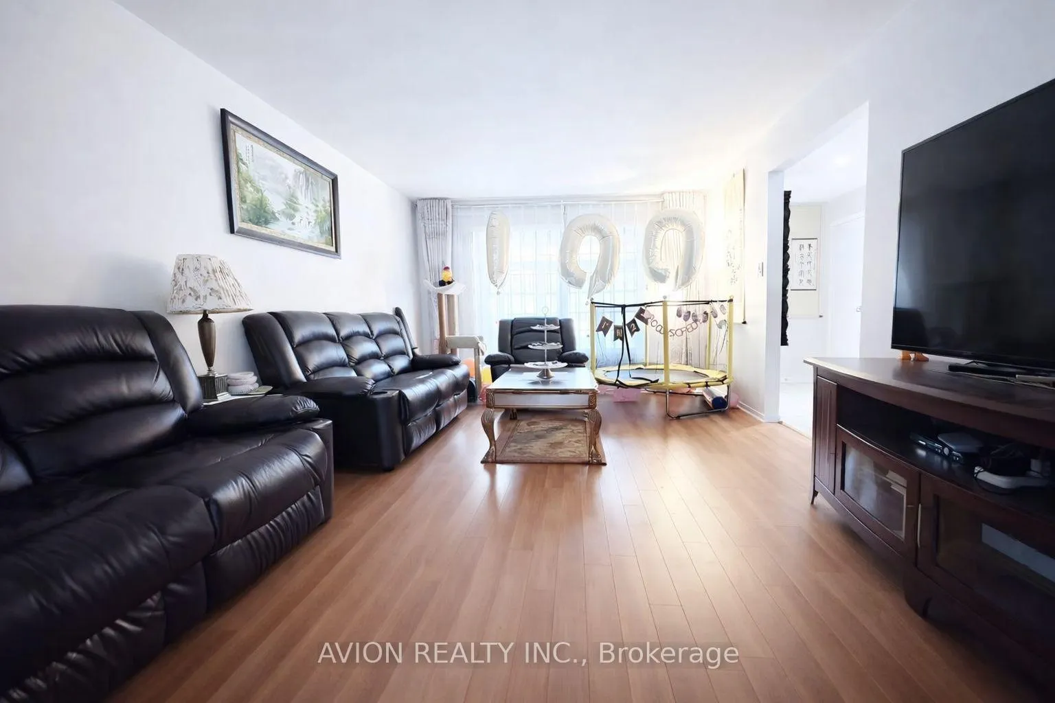 Photo 2 of 373 Conley Street, Vaughan, Lakeview Estates — HOMEH