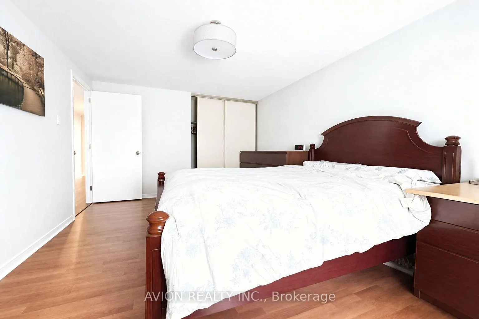 Photo 10 of 373 Conley Street, Vaughan, Lakeview Estates — HOMEH