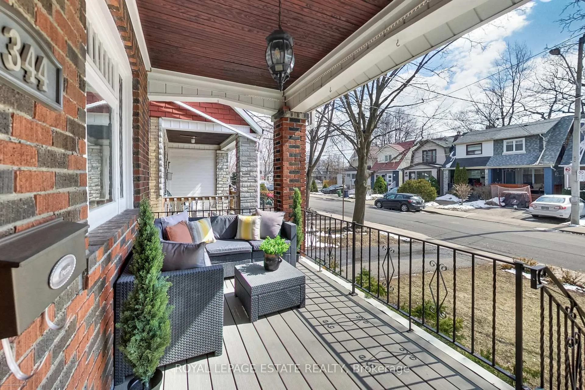 Photo 4 of 344 Springdale Boulevard, Toronto, Danforth Village-East York — HOMEH