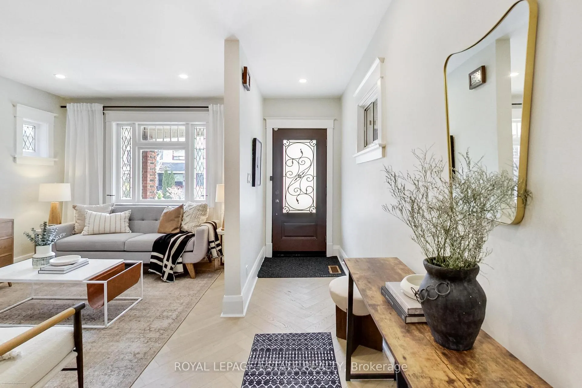 Photo 5 of 344 Springdale Boulevard, Toronto, Danforth Village-East York — HOMEH