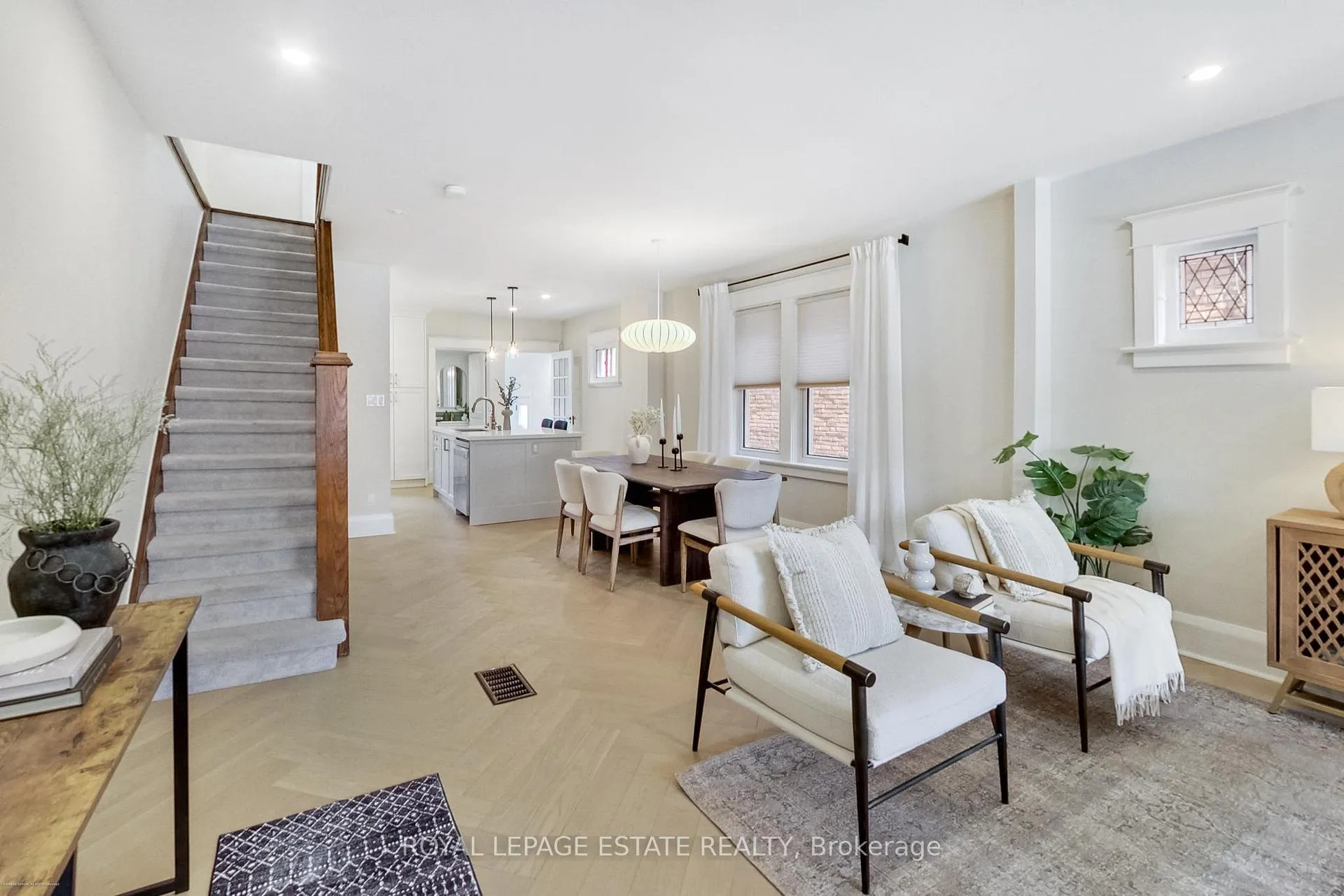 Photo 6 of 344 Springdale Boulevard, Toronto, Danforth Village-East York — HOMEH