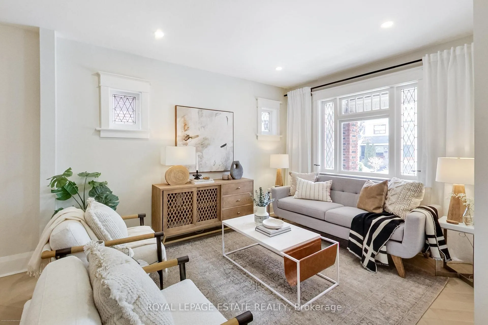 Photo 9 of 344 Springdale Boulevard, Toronto, Danforth Village-East York — HOMEH