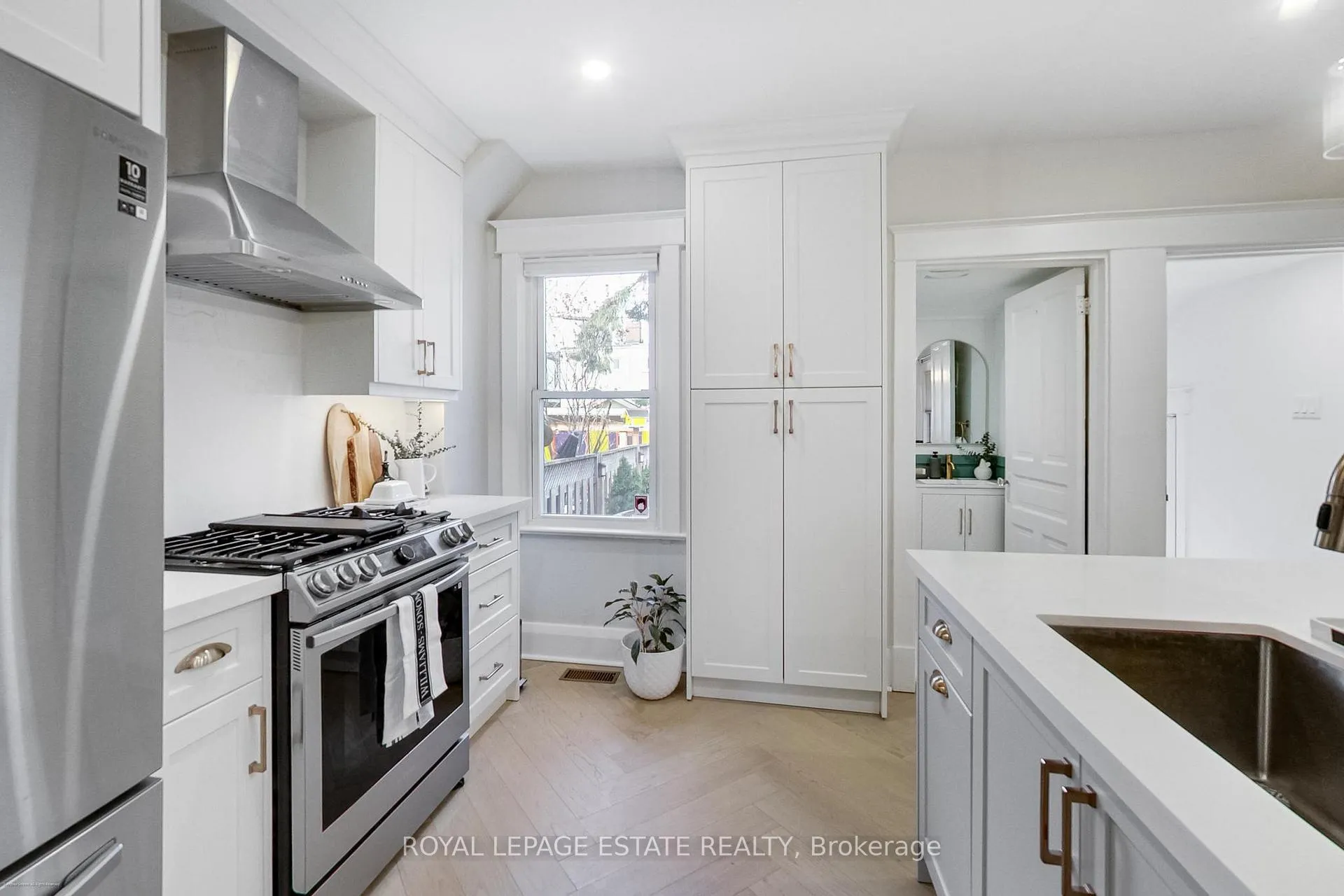 Photo 15 of 344 Springdale Boulevard, Toronto, Danforth Village-East York — HOMEH