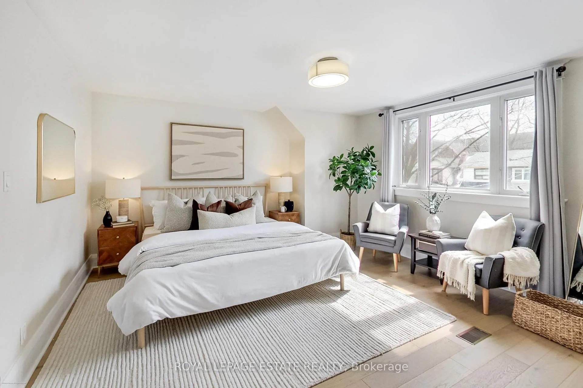Photo 20 of 344 Springdale Boulevard, Toronto, Danforth Village-East York — HOMEH
