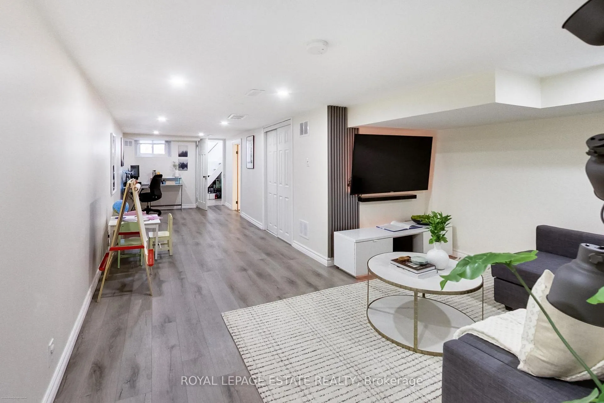 Photo 25 of 344 Springdale Boulevard, Toronto, Danforth Village-East York — HOMEH