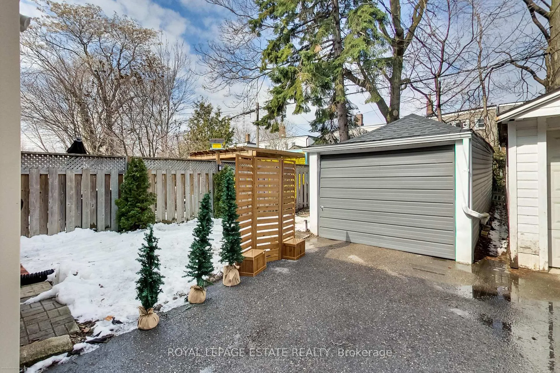 Photo 31 of 344 Springdale Boulevard, Toronto, Danforth Village-East York — HOMEH