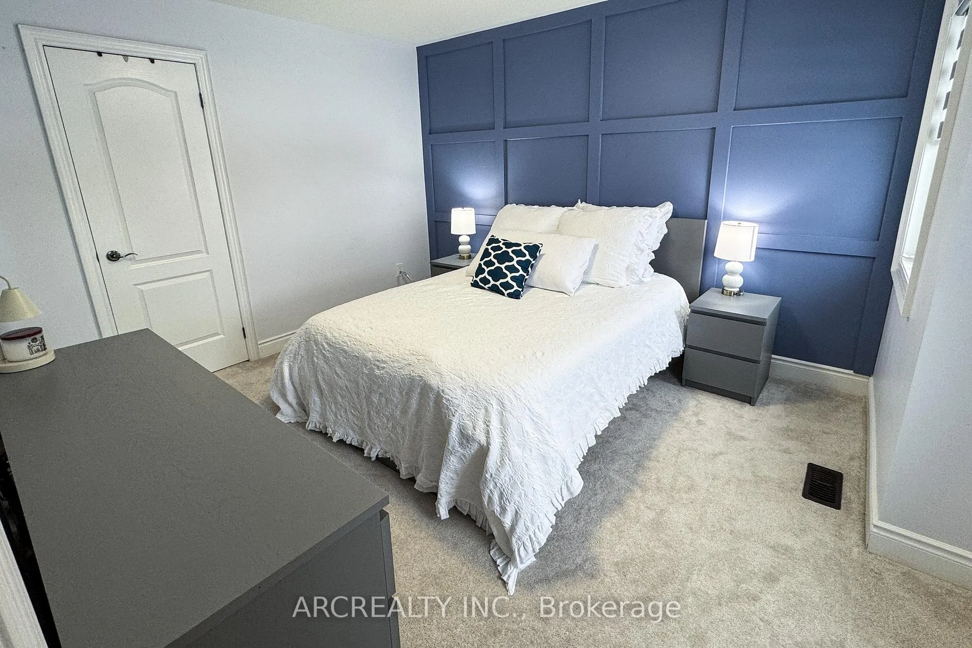 Photo 19 of 51 Landscape Drive, Oro-Medonte, Horseshoe Valley — HOMEH