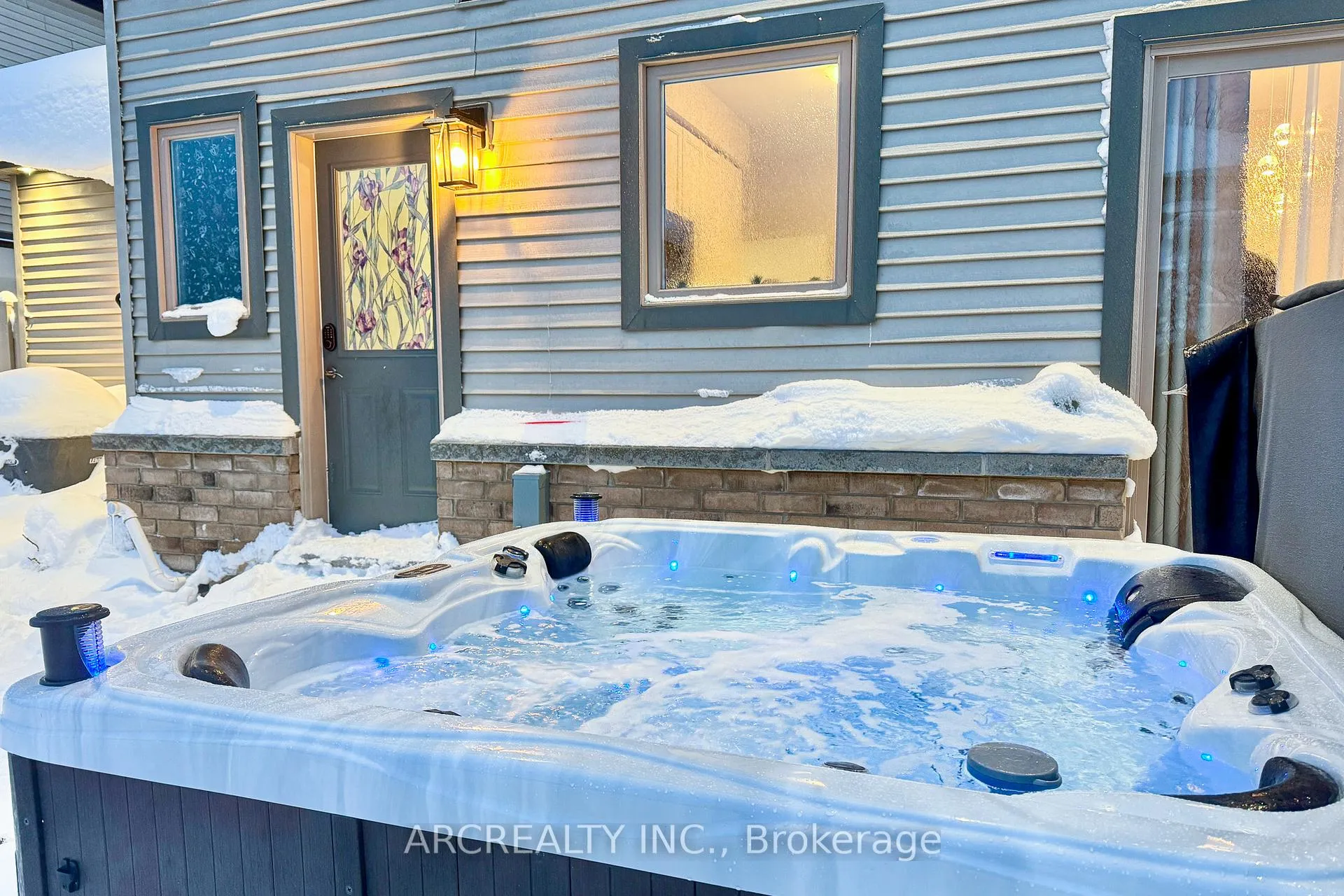 Photo 24 of 51 Landscape Drive, Oro-Medonte, Horseshoe Valley — HOMEH
