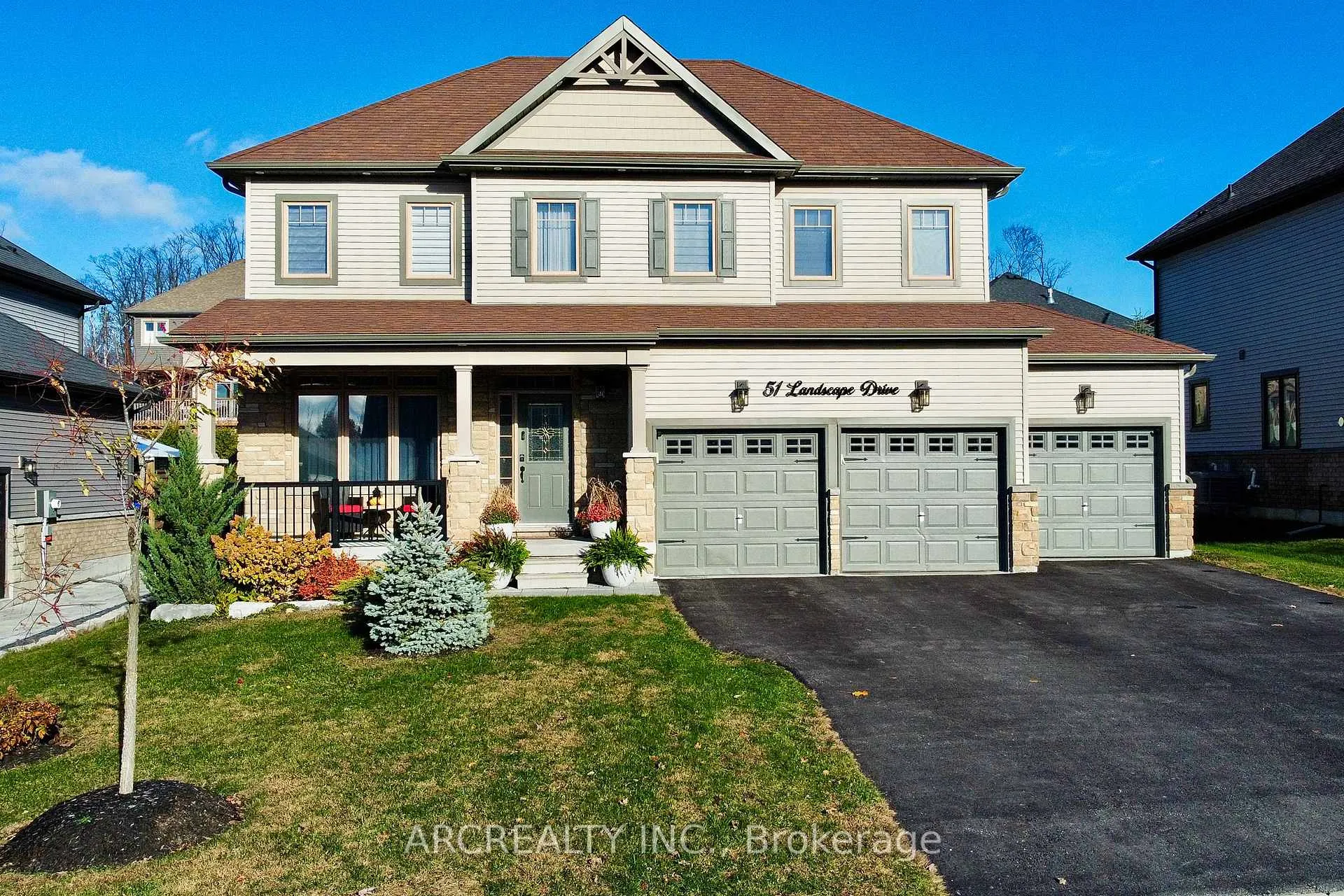 Photo 25 of 51 Landscape Drive, Oro-Medonte, Horseshoe Valley — HOMEH