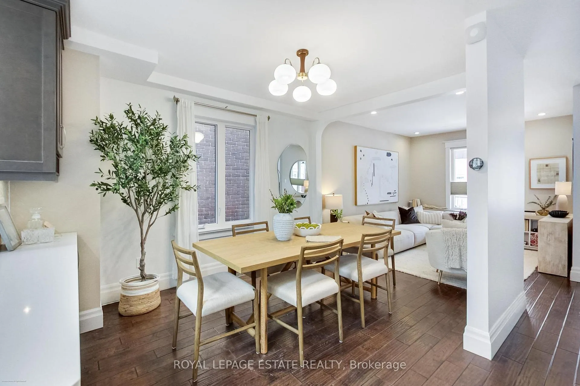 Photo 10 of 141 Drayton Avenue, Toronto, Woodbine Corridor — HOMEH
