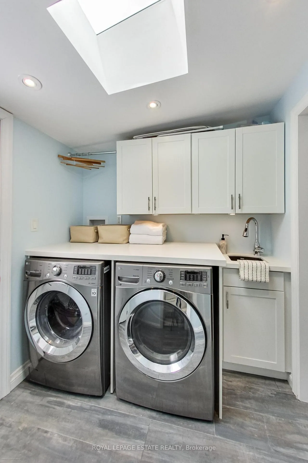 Photo 19 of 141 Drayton Avenue, Toronto, Woodbine Corridor — HOMEH
