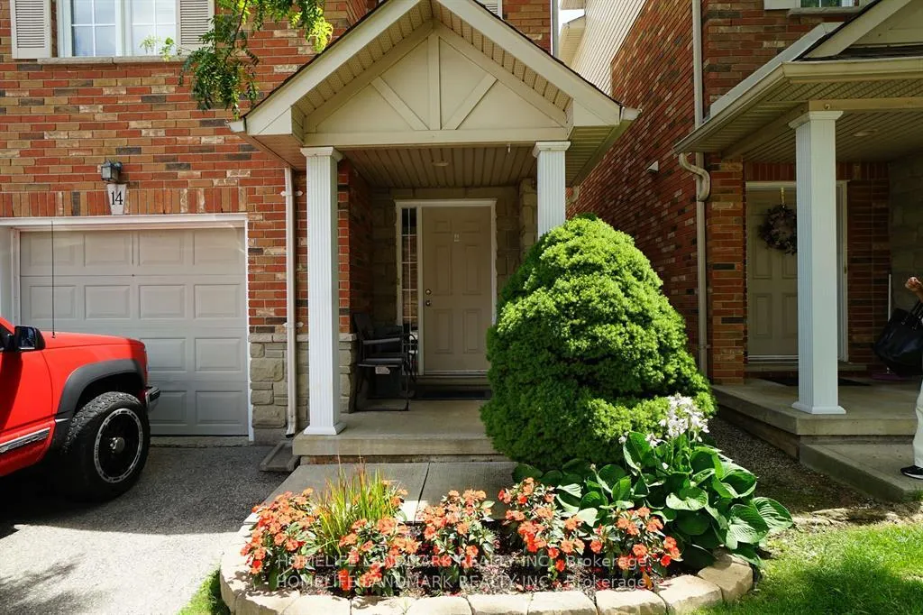 Photo 3 of Unit 14, 876 Golf Links Road, Hamilton, Meadowlands — HOMEH