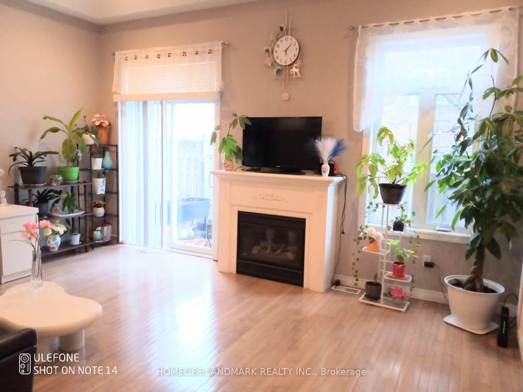 Photo 4 of Unit 14, 876 Golf Links Road, Hamilton, Meadowlands — HOMEH