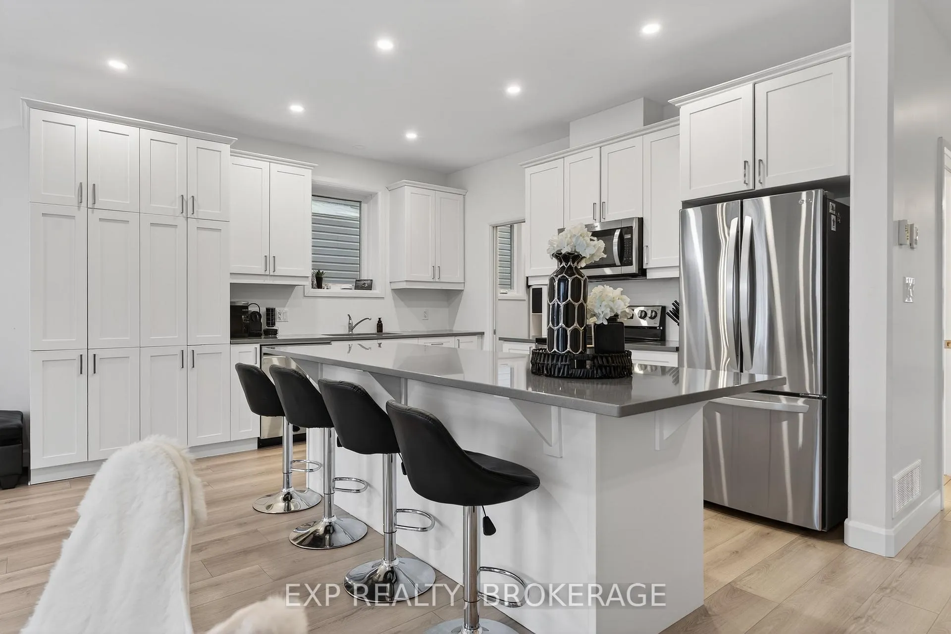 Photo 6 of 12 Walden Pond Drive, Loyalist, Amherstview — HOMEH