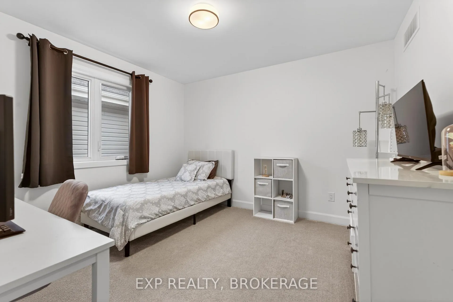 Photo 29 of 12 Walden Pond Drive, Loyalist, Amherstview — HOMEH