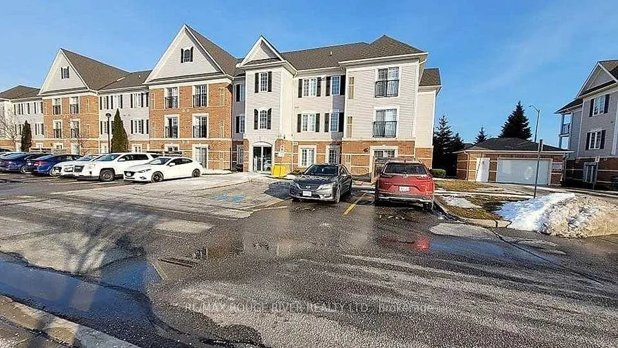 Front of Unit 305, 102 Aspen Springs Drive