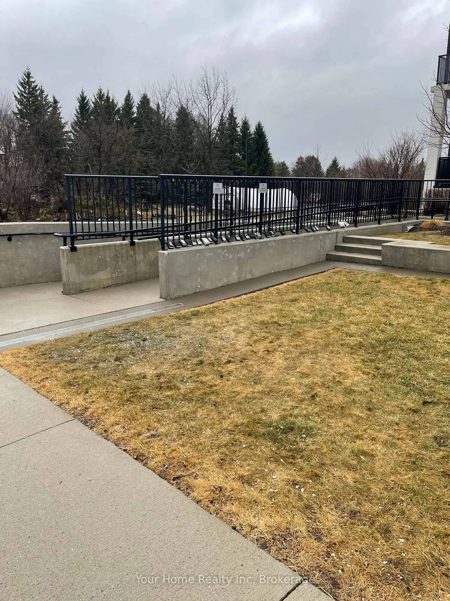 Photo 5 of Unit 1007, 1878 Gordon Street, Guelph, Pineridge/Westminster Woods — HOMEH